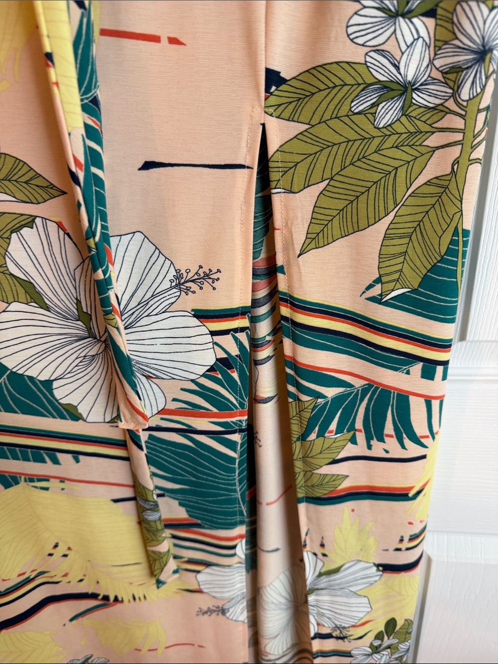 Timing Tropical Leaf Print Maxi Dress - Picture 5 of 6